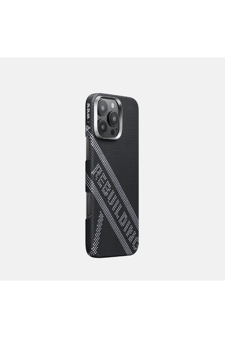 מגן הקרבון הדק והקל בעולם | PITAKA - פיטאקה - Iphone 16 Pro Max - Reabulding