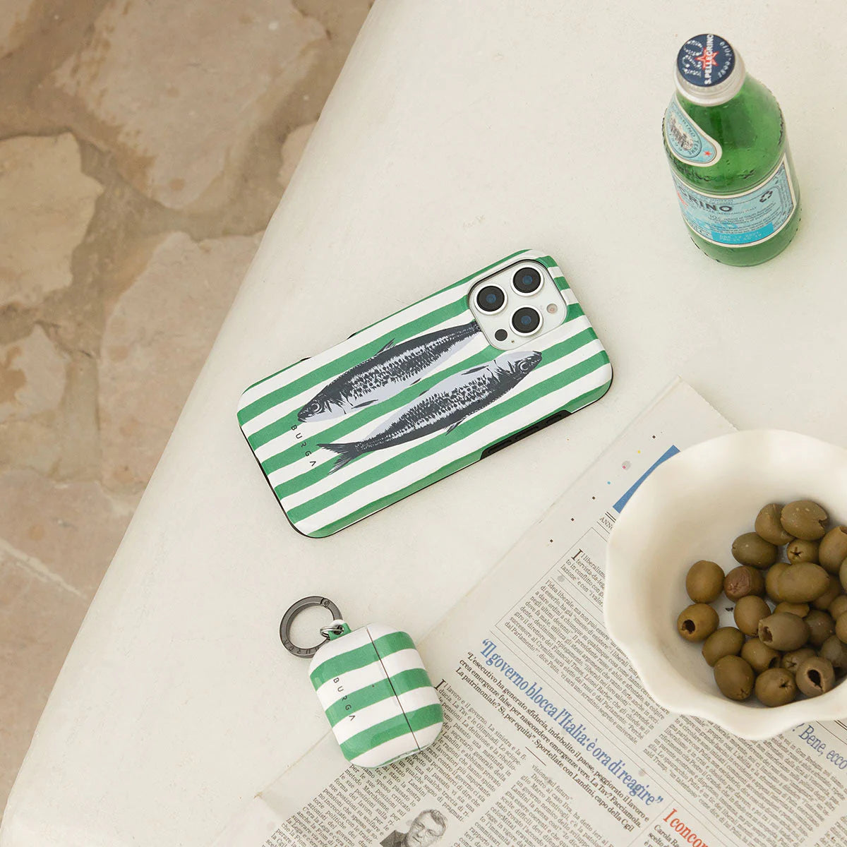 BURGA TOUGH | SARDINHAS - כיסוי אופנתי לאייפון 17