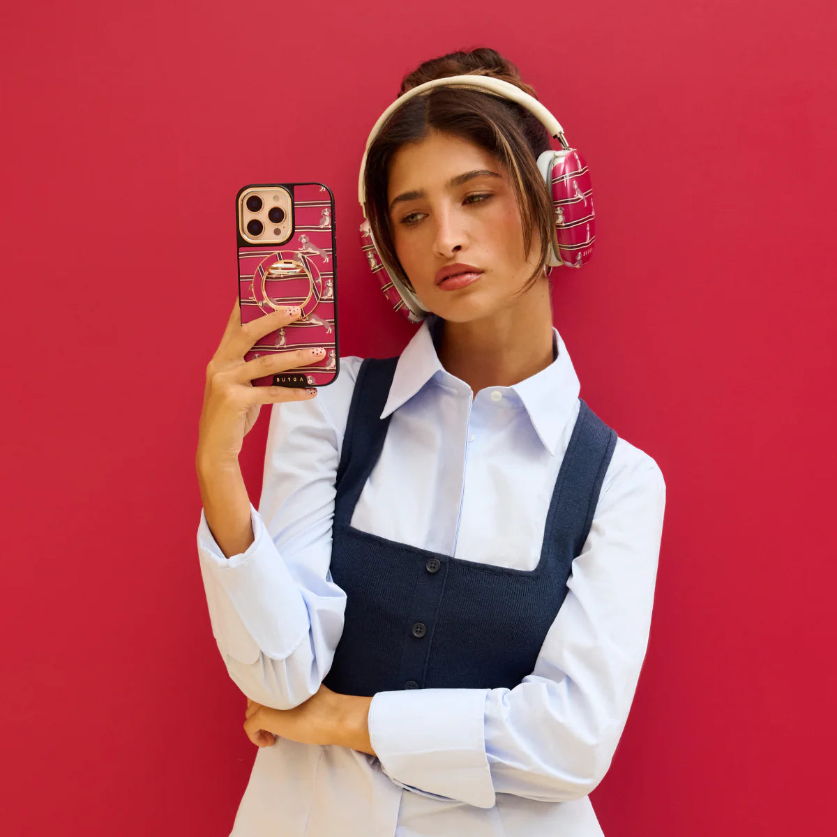 BURGA ELITE DARK | ON HOLD - כיסוי אופנתי לאייפון 17 פרו מקס