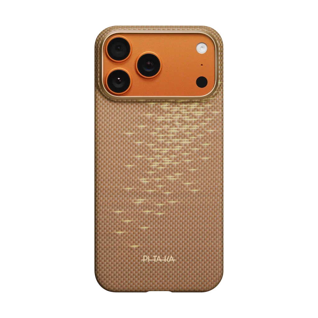 Glints of Gold Edge Case | iPhone 17 Pro - כיסוי קרבון פיטאקה | Golden Glint (PitaTap™)