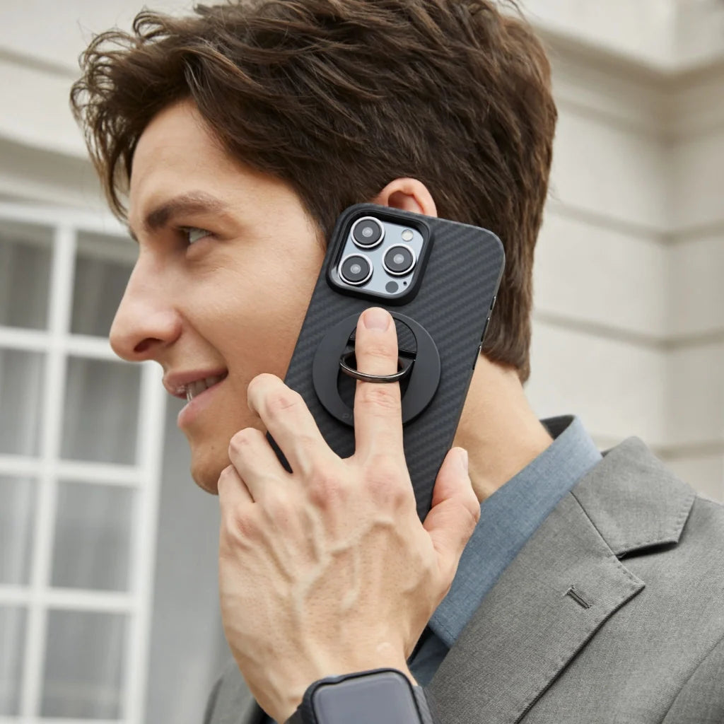 Iphone 15 pro - צבע שחור | מגן הקרבון הדק והקל בעולם | PITAKA - פיטאקה