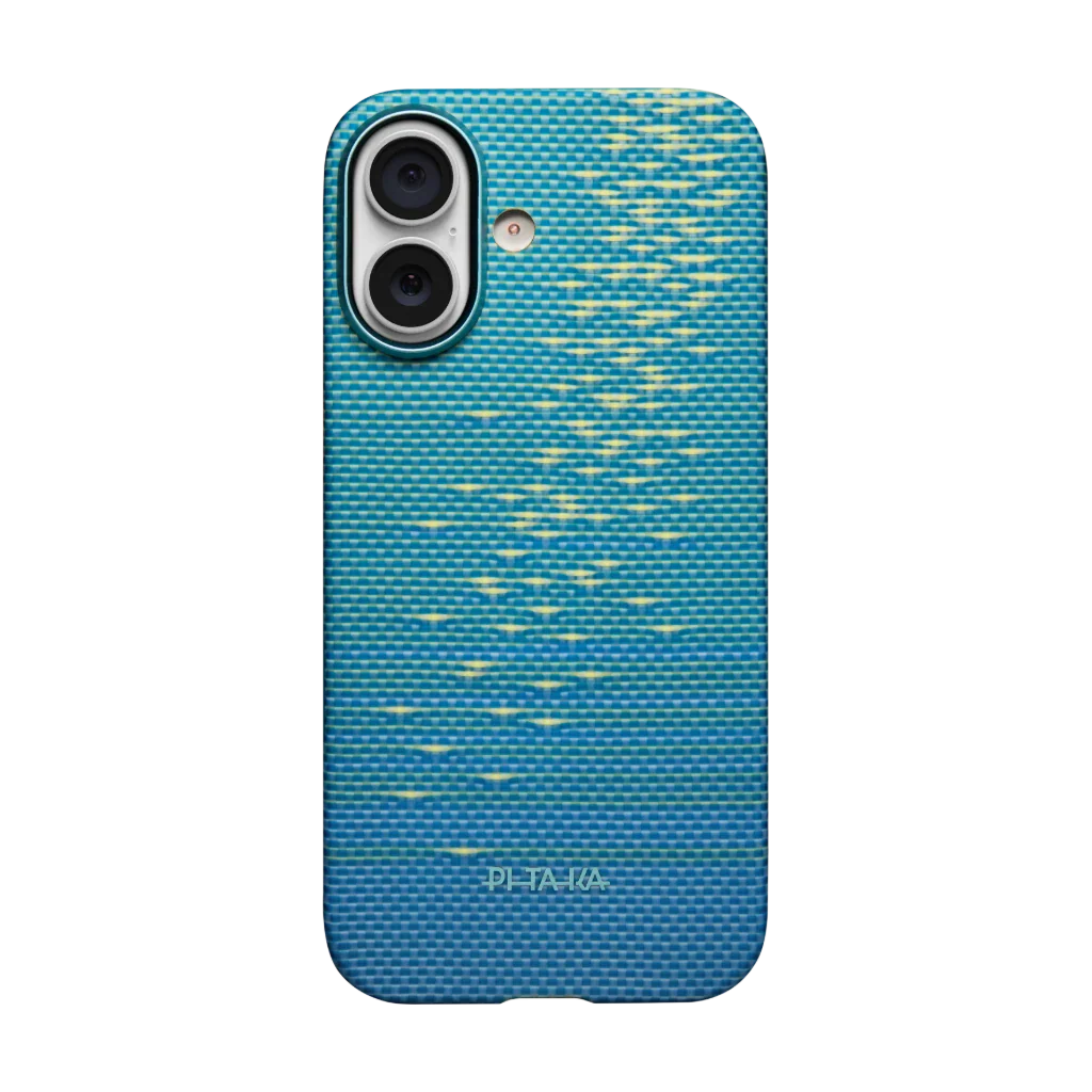 Glints of Gold Edge Case | iPhone 17 - כיסוי קרבון פיטאקה | Lucid Blue (PitaTap™)