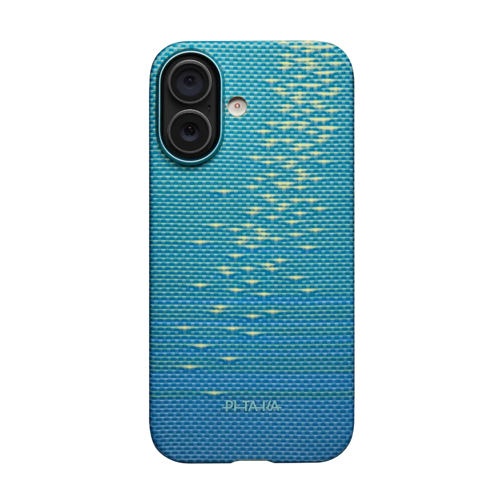 Glints of Gold Edge Case | iPhone 17 - כיסוי קרבון פיטאקה | Lucid Blue (PitaTap™)