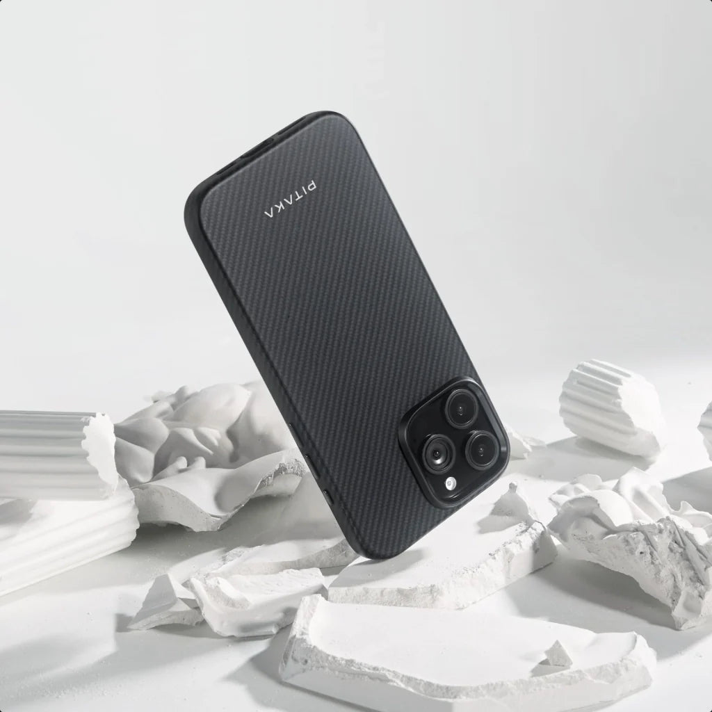 Iphone 16 Pro - Black/Grey Protective | מגן קרבון יוקרתי וחזק במיוחד | PITAKA - פיטאקה