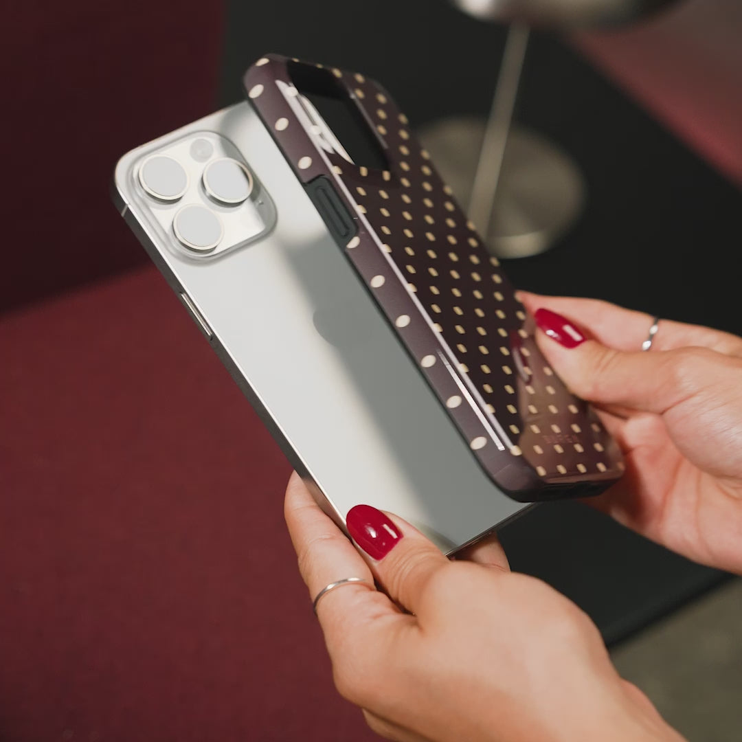 BURGA TOUGH | SORRY BUSY - כיסוי אופנתי לאייפון 17 פרו